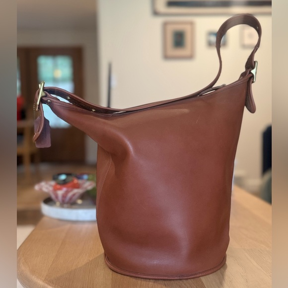 COACH Vintage 9085 Leather XL Duffle Bucket Shoulder Bag in British Tan - Picture 2 of 9